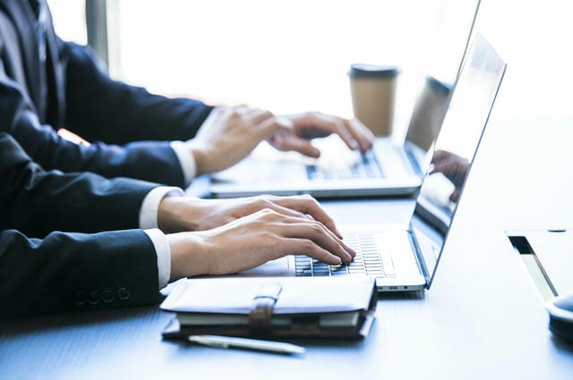 安価に教育環境を提供する詐欺とは違うフォルスクラブ